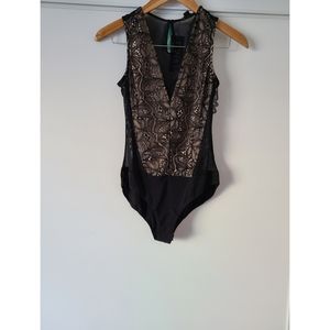 Timing Black V-neck Laced Sheer Back Bodys…